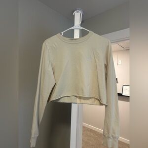 KITH Women’s Cropped long sleeve Tee